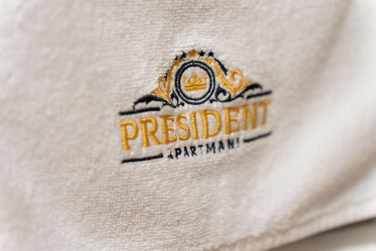 President 8 *