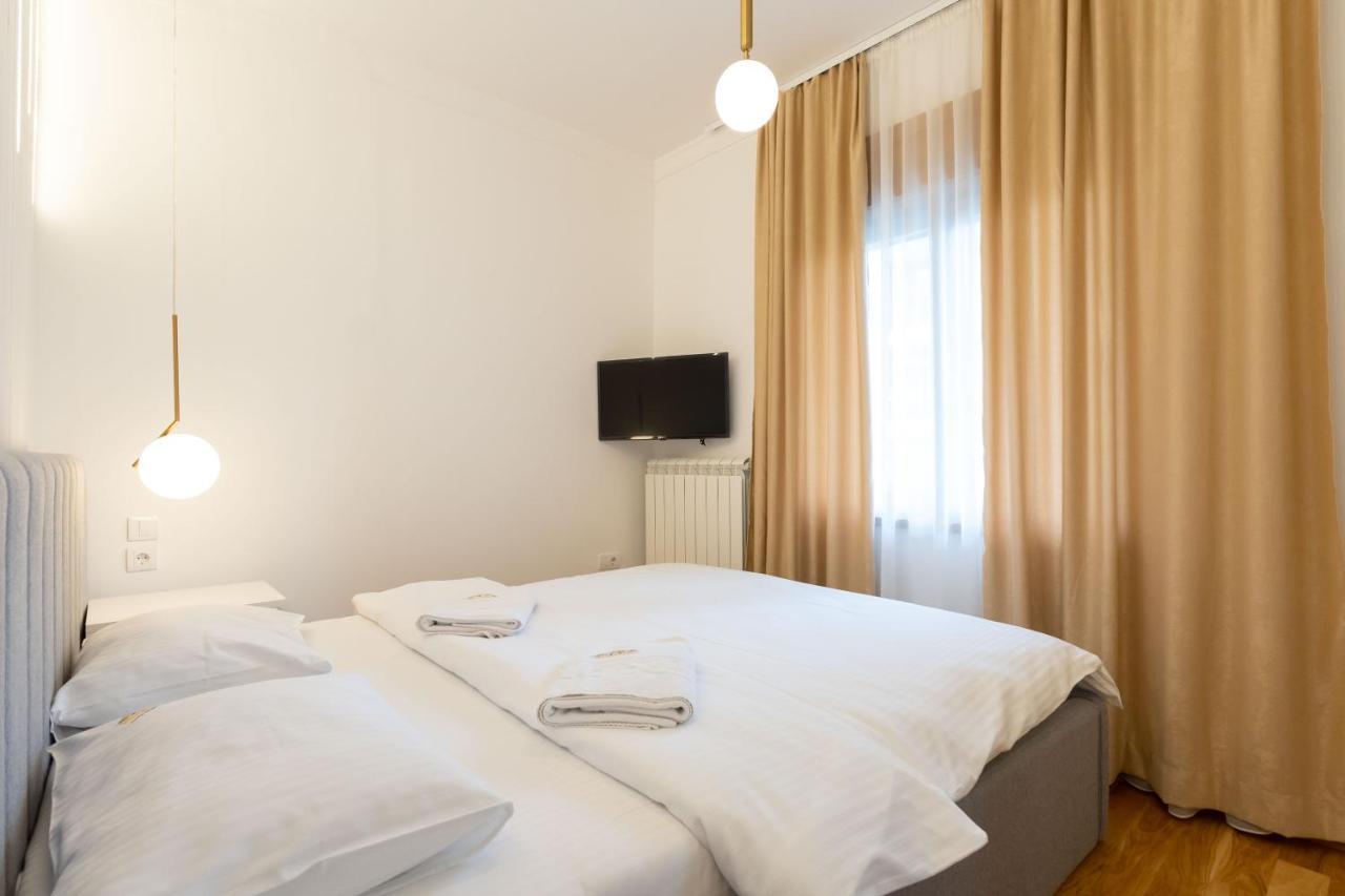 President 8 Apartment Belgrad